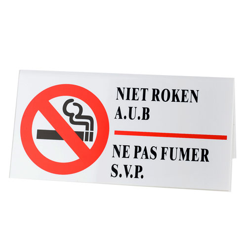 tafelbordje wit met opschrift 'niet roken aub'(nl/en/fr/du)